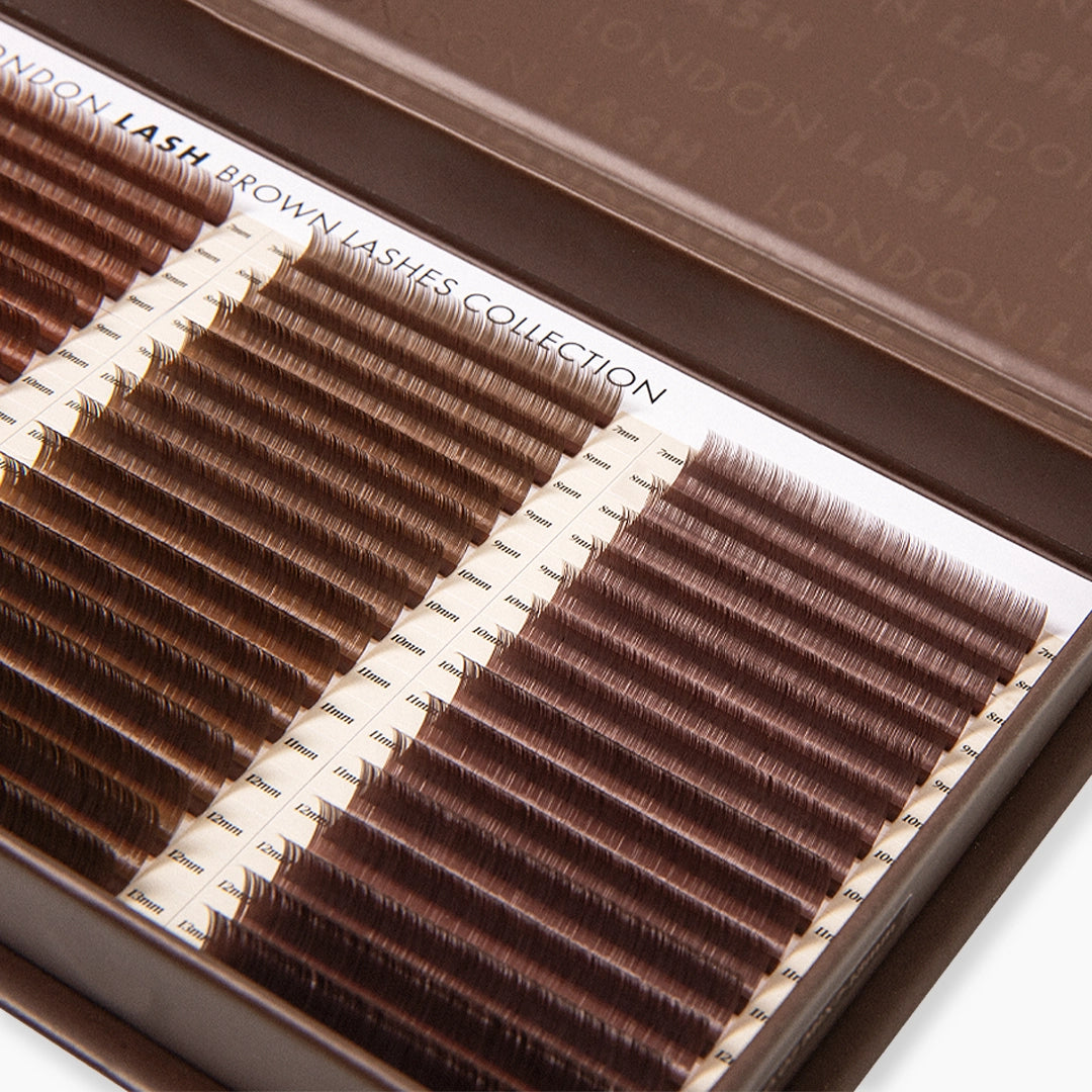 Close up of London Lash Americano and Expresso lash shades in the Mix Brown Collection tray 
