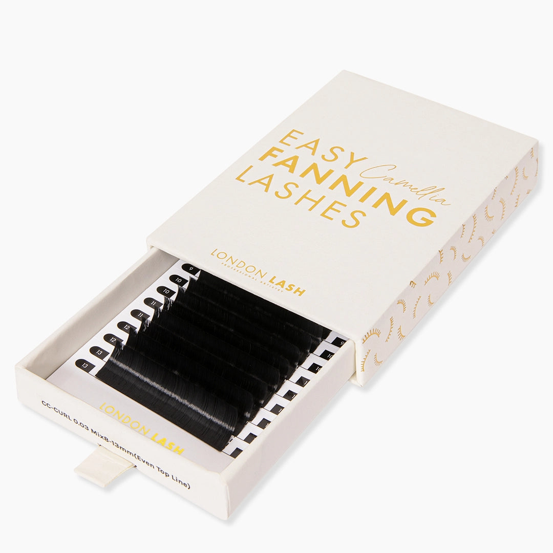 Half open tray of Camellia Easy Fanning lashes 0.03 on a white background