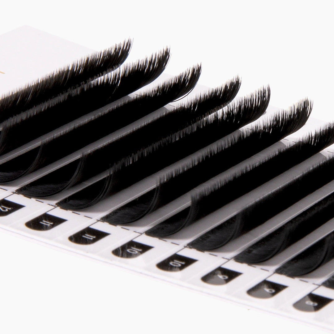 London Lash Camellia 0.07 lashes close up of lash strips showing the colour and curl