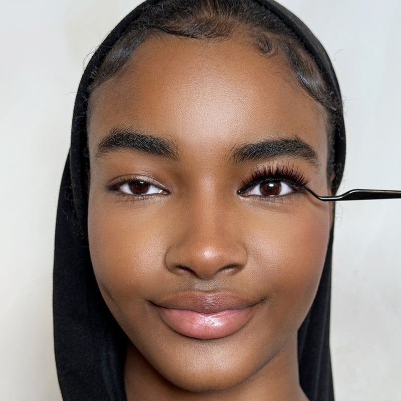 Professional Lash Extension Display Stand - before and after 