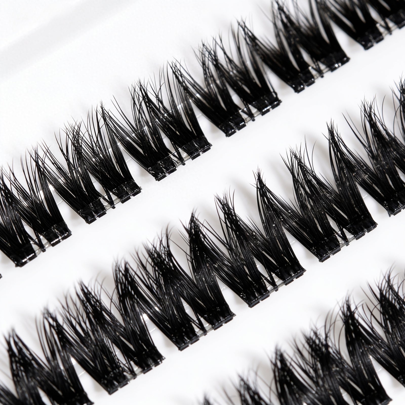 London Lash Pre-Glued Cluster Lashes - Kim