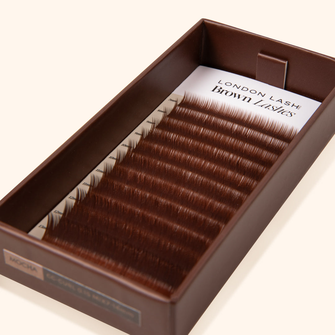 lash tray with mixed length brown eyelash extensions for professionals