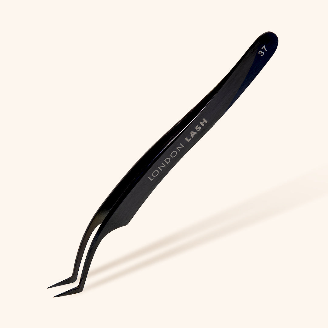 Volume eyelash extension tweezers for mega volume lashes