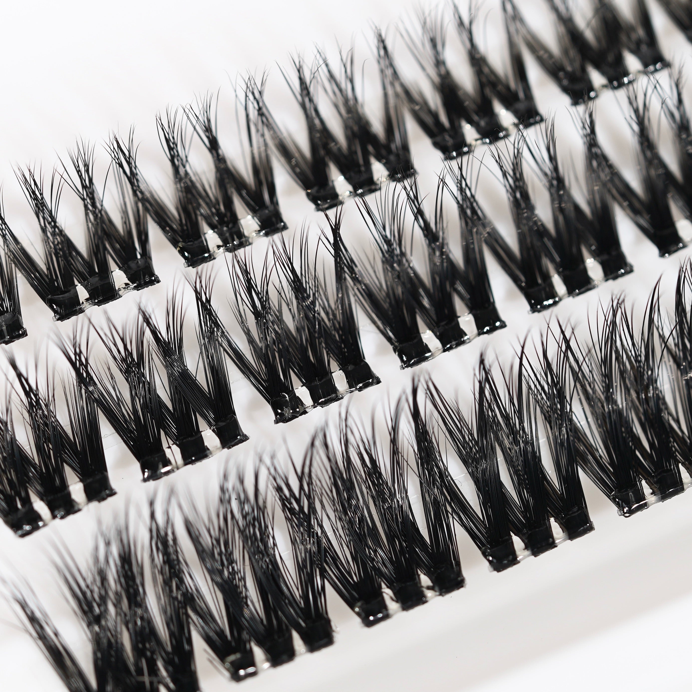 London Lash Pre-Glued Cluster Lashes - Mirela