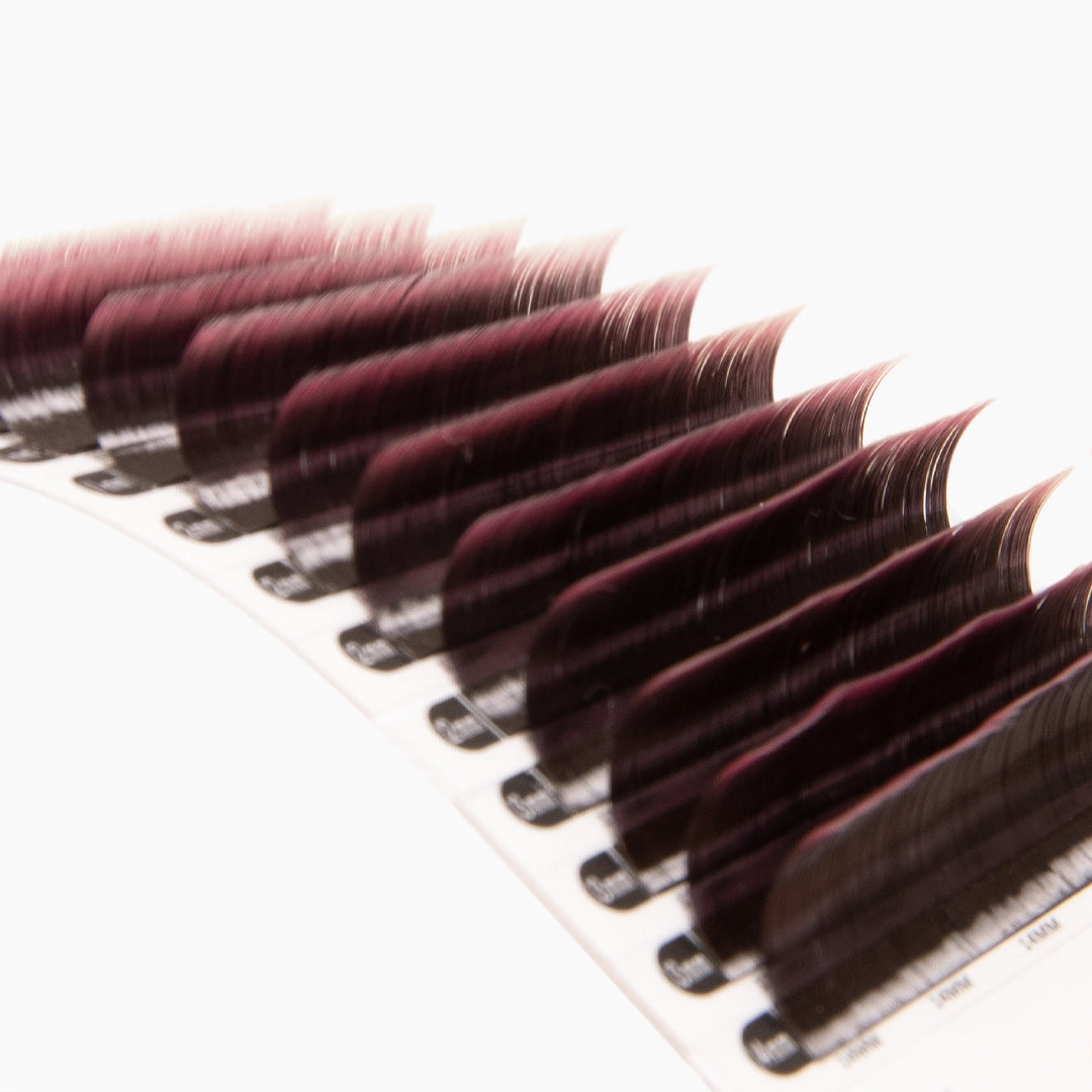 London Lash Pink Two-Tone Ombre Lashes 0.07 close up of lash strips showing ombre colour transition and curls