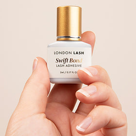 <p>Swift Bond Lash Glue</p>