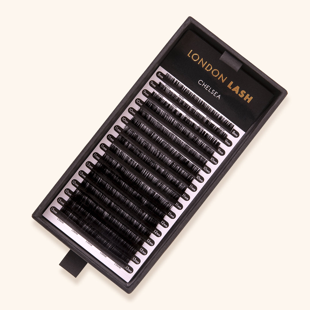 Mega Volume Chelsea Lashes 0.04